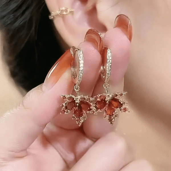 Elegant Boho Maple Leaf Dangle Earrings