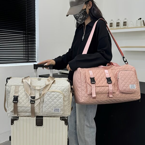 Spacious Argyle Travel Duffle Bag