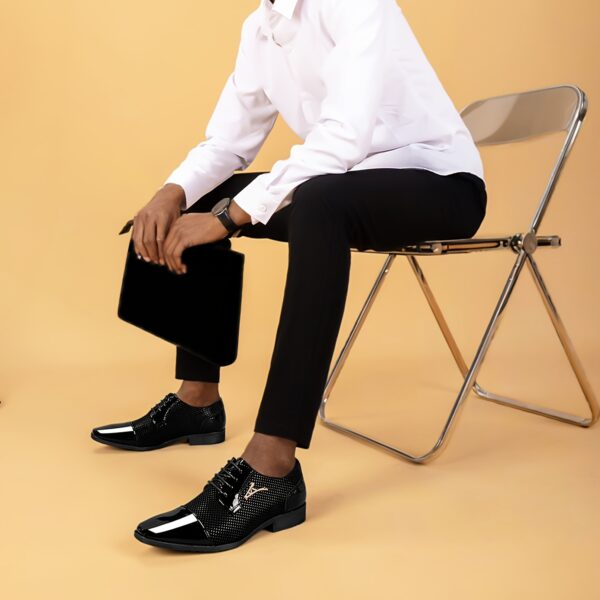 Men's Elegant Black & White Faux Dress Shoes