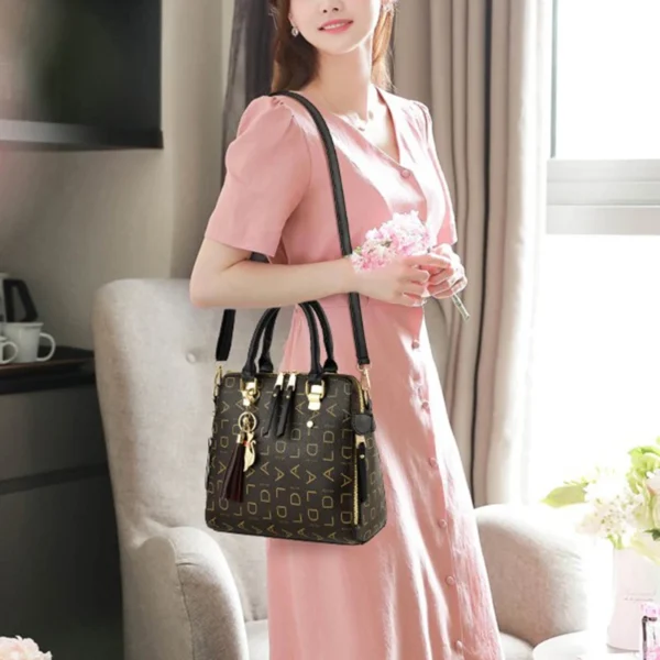 Fashion English Letter Handbag Women PU Leather Tassel Top-handle Bag Luxury Shoulder Bag